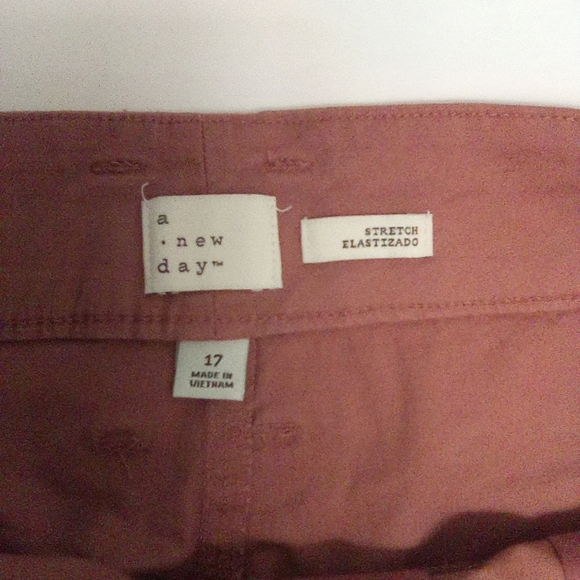 Women's High Rise Straight Hip & Thigh- A  New Day-Sz.17R - Picture 12 of 15